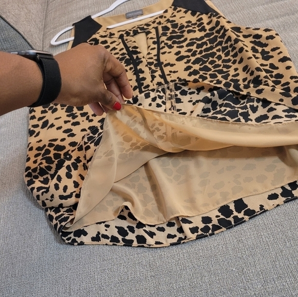 Vince Camuto Animal Print Abstract Work Office Top Blouse Size Large - Picture 5 of 6